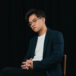 Director-Elvis HSIEH